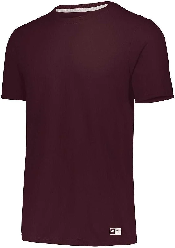 Russell 64STTM Essential Tee - Maroon